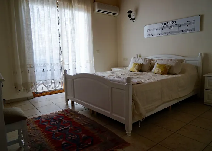 Piano - Adults Only * Selimiye